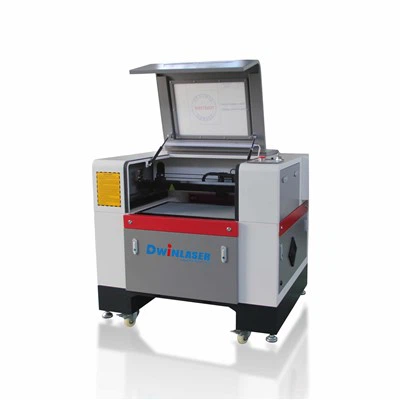 CO2 lézer gravírozó gép, 400 * 600 mm-es üzemi területen, lépés motor, CE és FDA